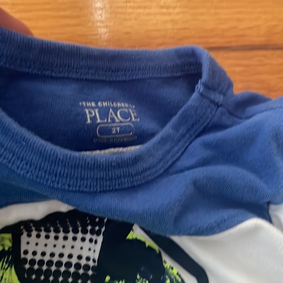 Lot of boys’ L/S shirts, size 18mo/2T - Picture 6 of 10